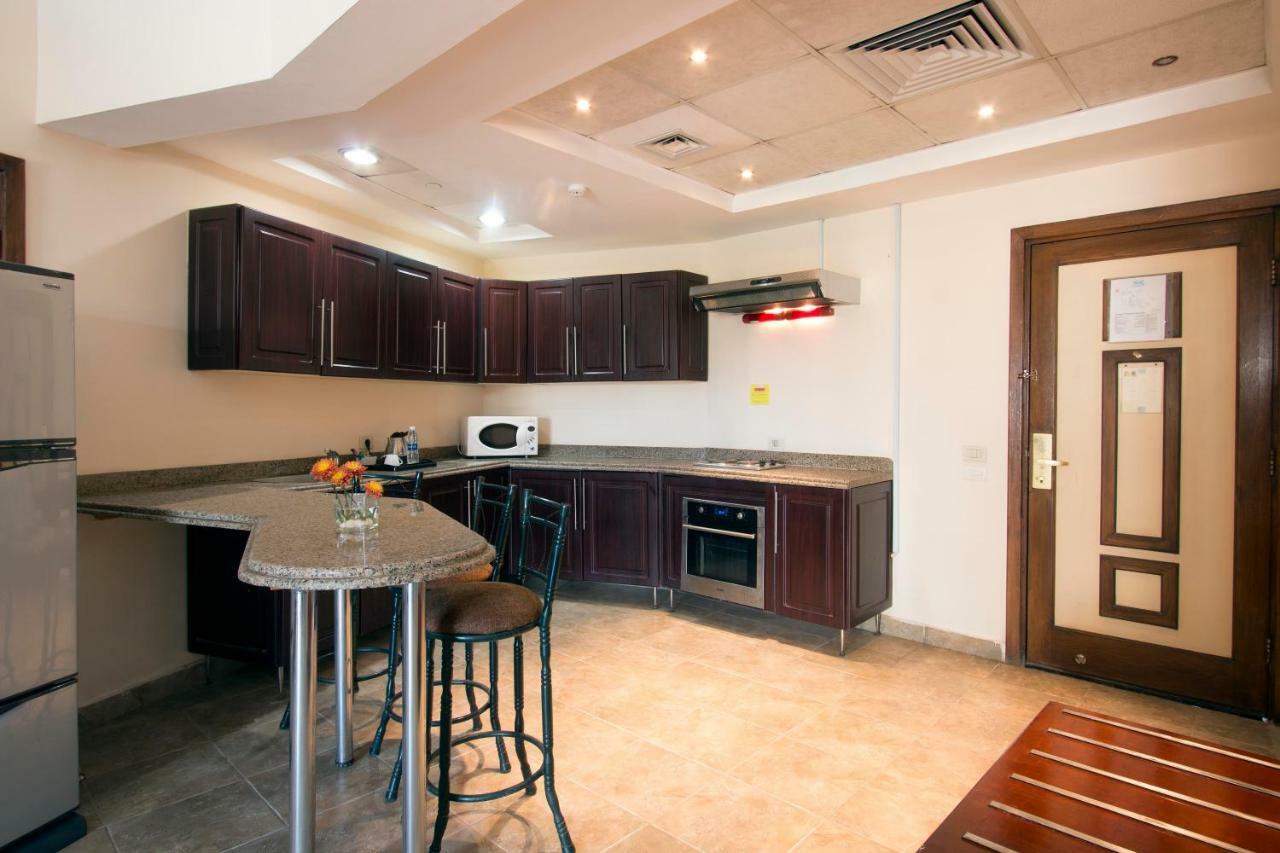 Swiss Inn Plaza Hotel 6th of October City Экстерьер фото
